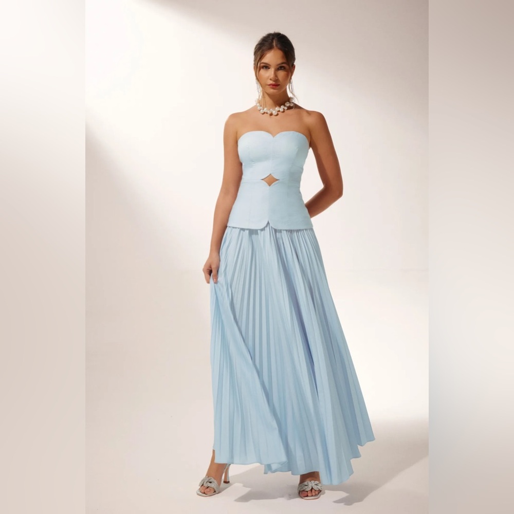 Beatrice Cut-Out Two-Piece Light Blue Sunfere Strapless Set Size M